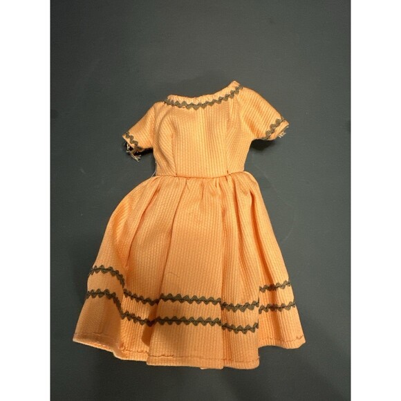 Vintage Barbie Dress Light Orange with Rickrack Trim – 1960s Clone or Variation - Picture 4 of 6